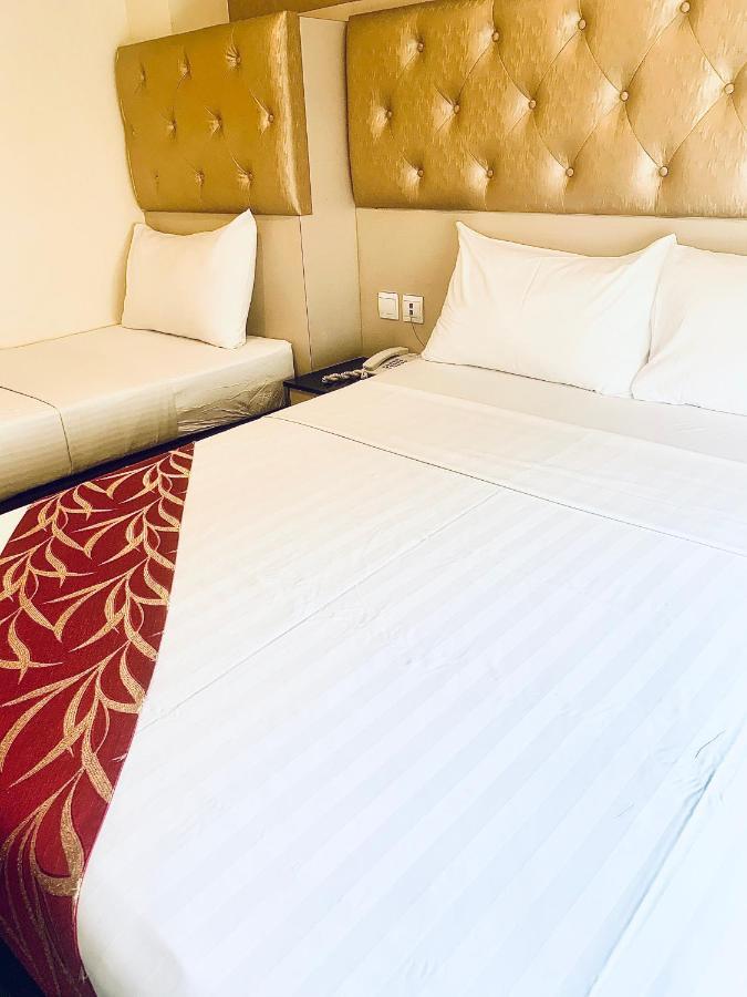 Sandpiper Hotel Сингапур Екстериор снимка