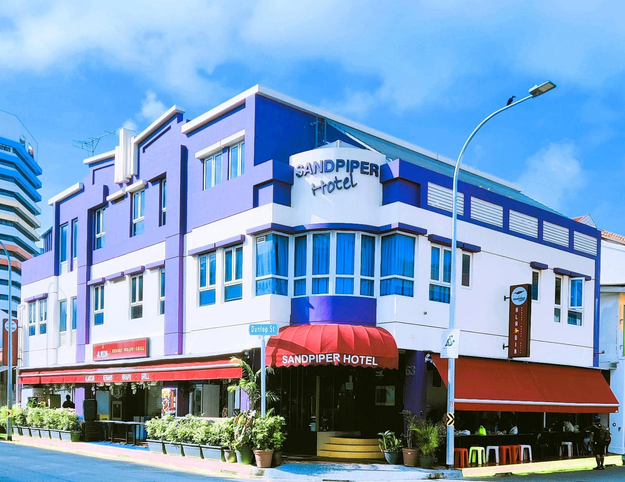 Sandpiper Hotel Сингапур Екстериор снимка