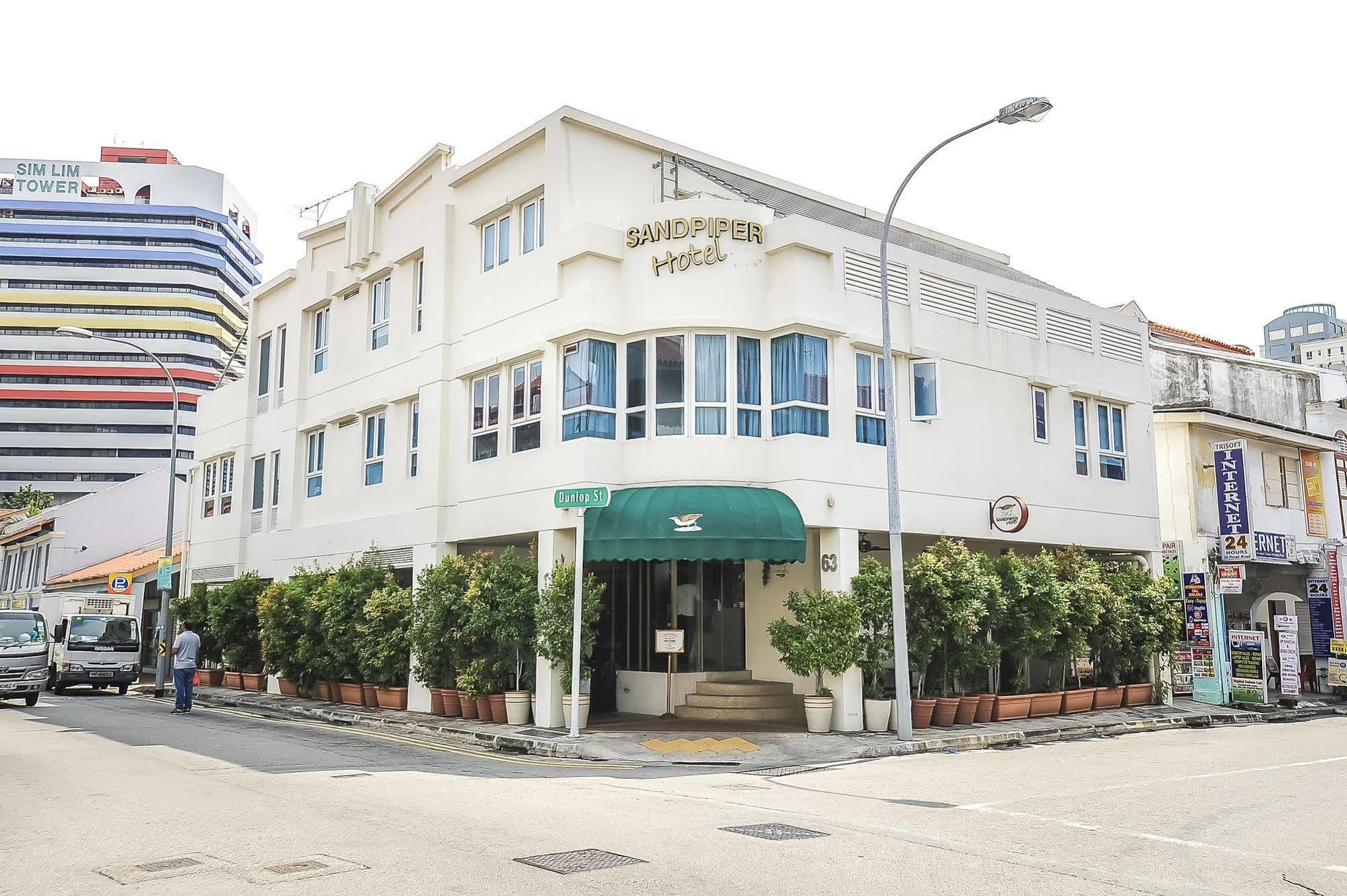 Sandpiper Hotel Сингапур Екстериор снимка
