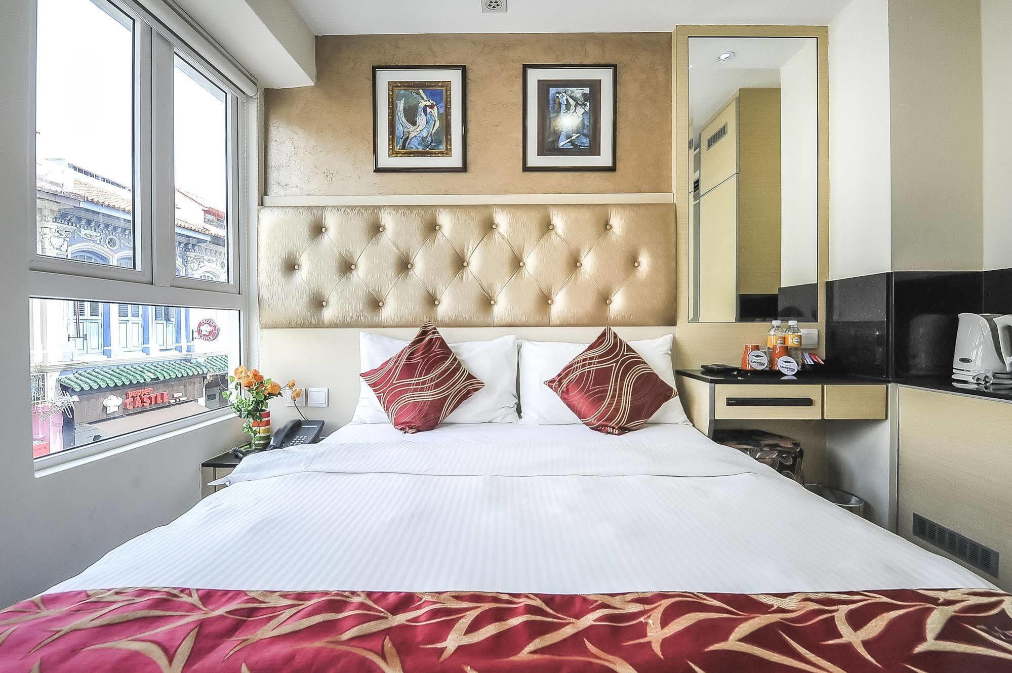 Sandpiper Hotel Сингапур Екстериор снимка