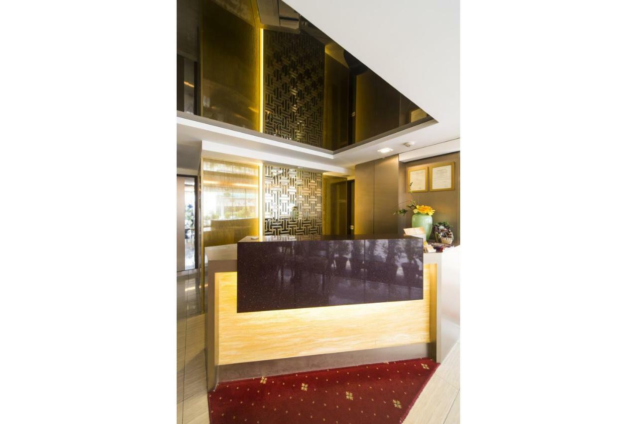 Sandpiper Hotel Сингапур Екстериор снимка